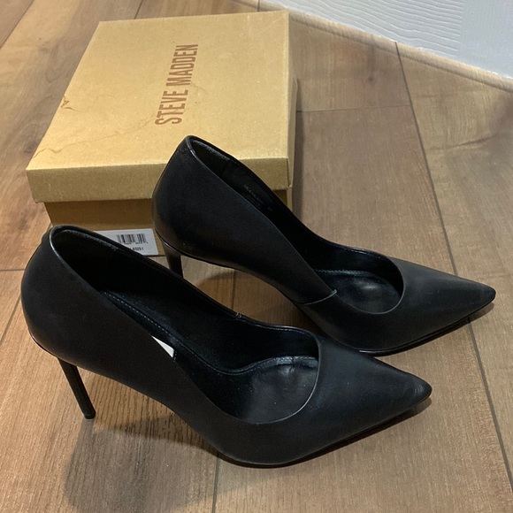 Steve Madden Shoes - Steve Madden Vala black leather